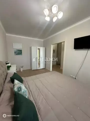 1-комнатная квартира, этаж 1 из 9, 36 м²