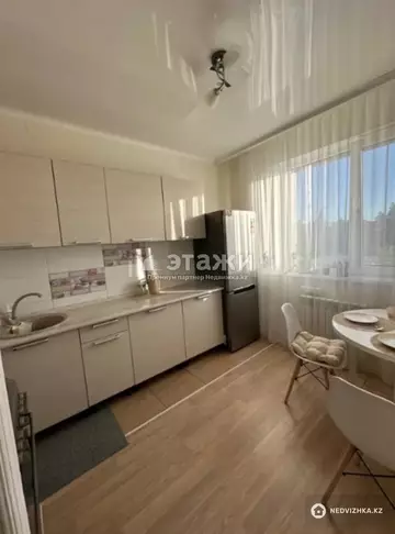1-комнатная квартира, этаж 1 из 9, 36 м²
