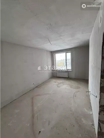3-комнатная квартира, этаж 12 из 18, 90 м²