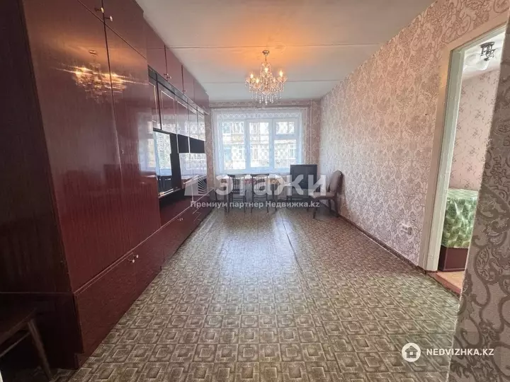 51.3 м², 3-комнатная квартира, этаж 4 из 5, 51 м², изображение - 1