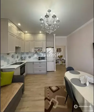 2-комнатная квартира, этаж 1 из 12, 48 м²