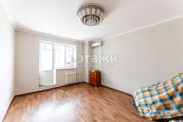 1-комнатная квартира, этаж 9 из 12, 49 м²