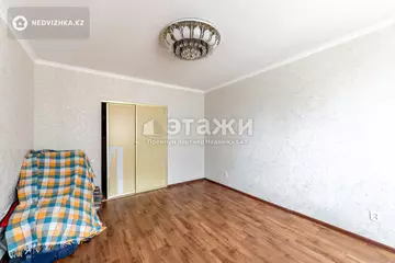 1-комнатная квартира, этаж 9 из 12, 49 м²