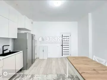 73.4 м², 2-комнатная квартира, этаж 2 из 12, 73 м², изображение - 5