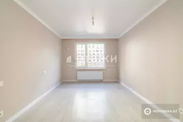 2-комнатная квартира, этаж 2 из 17, 52 м²