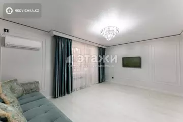 2-комнатная квартира, этаж 13 из 13, 56 м²