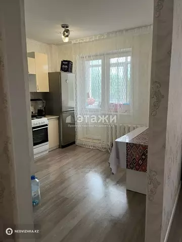 1-комнатная квартира, этаж 3 из 12, 39 м²