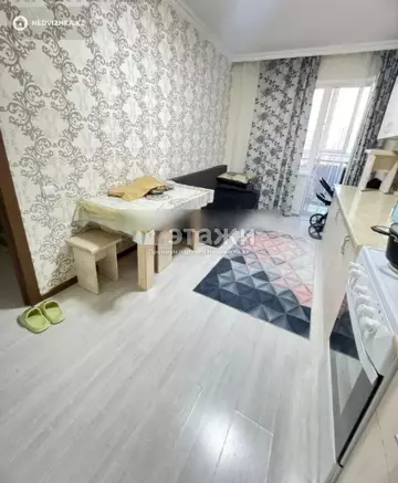 1-комнатная квартира, этаж 7 из 9, 42 м²