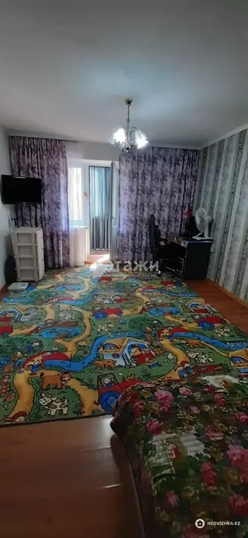 1-комнатная квартира, этаж 3 из 6, 38 м²