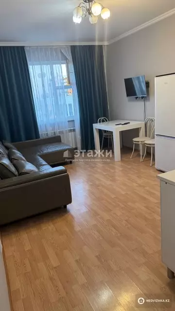 1-комнатная квартира, этаж 10 из 12, 41 м²
