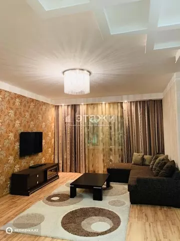 3-комнатная квартира, этаж 14 из 42, 130 м²