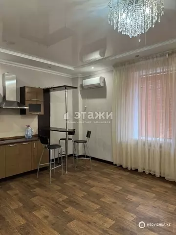 2-комнатная квартира, этаж 1 из 12, 47 м²