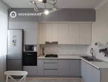 3-комнатная квартира, этаж 1 из 5, 81 м²