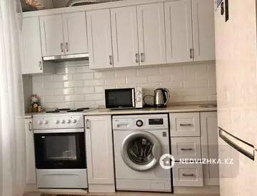2-комнатная квартира, этаж 4 из 7, 56 м²