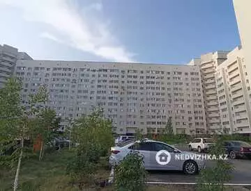 2-комнатная квартира, этаж 4 из 7, 56 м²