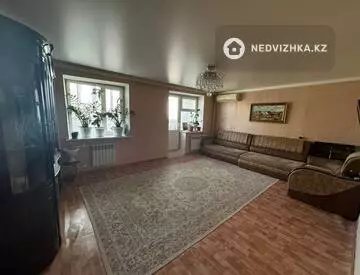 3-комнатная квартира, этаж 8 из 12, 82 м²