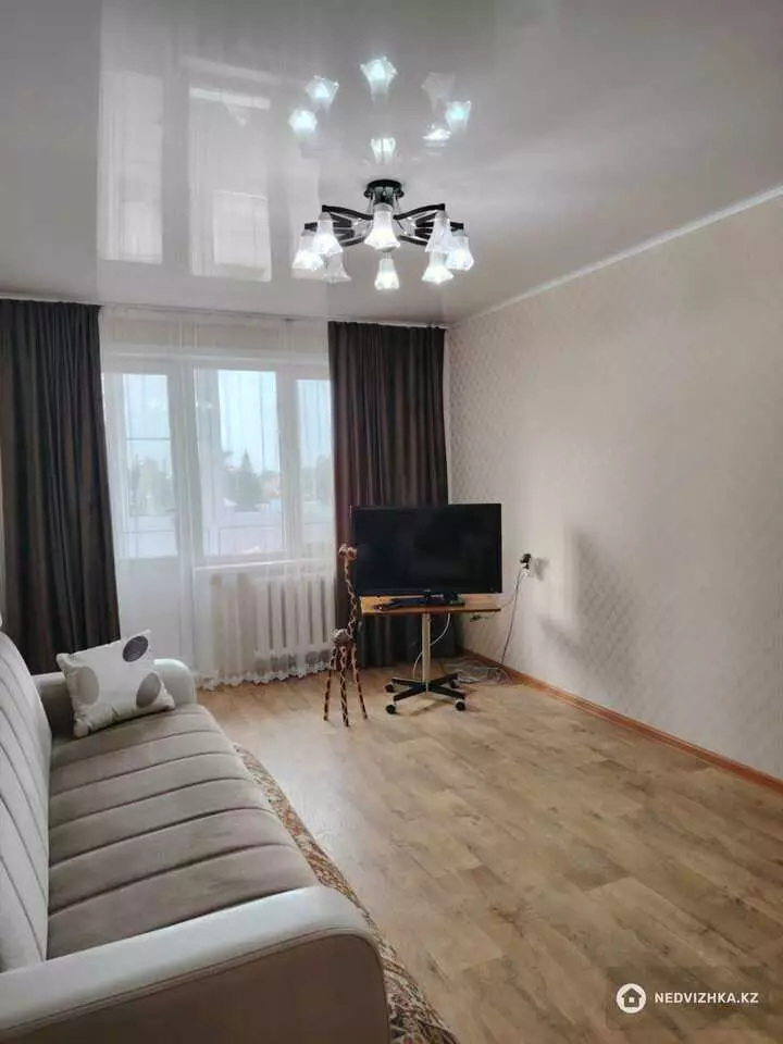 50 м², 2-комнатная квартира, этаж 2 из 5, 50 м², изображение - 1