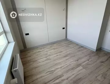 2-комнатная квартира, этаж 15 из 17, 38 м²