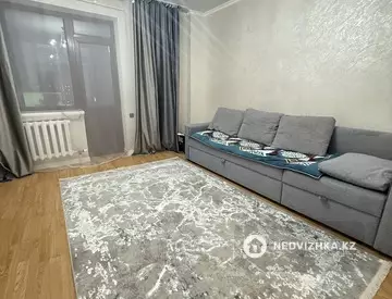 4-комнатная квартира, этаж 10 из 12, 99 м²