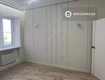 2-комнатная квартира, этаж 4 из 9, 72 м²