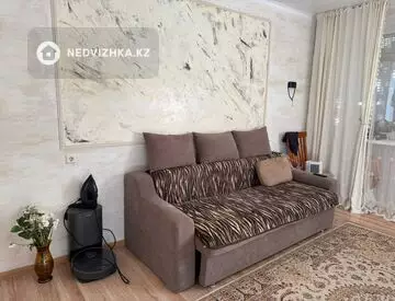 3-комнатная квартира, этаж 2 из 5, 61 м²