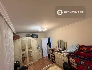 2-комнатная квартира, этаж 8 из 14, 57 м²