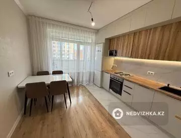 2-комнатная квартира, этаж 3 из 16, 64 м²