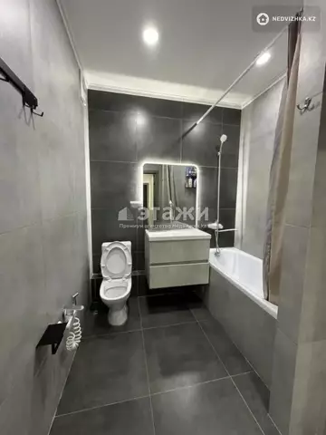 3-комнатная квартира, этаж 9 из 10, 60 м²