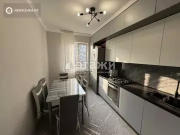 2-комнатная квартира, этаж 3 из 6, 65 м²