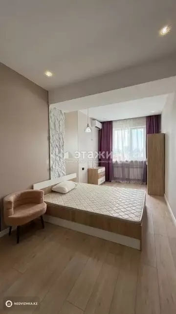 3-комнатная квартира, этаж 9 из 12, 74 м²