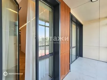 4-комнатная квартира, этаж 3 из 3, 180 м²