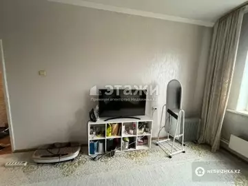 1-комнатная квартира, этаж 8 из 9, 41 м²