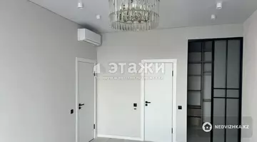 3-комнатная квартира, этаж 5 из 19, 93 м²