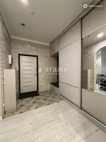 3-комнатная квартира, этаж 13 из 18, 97 м²
