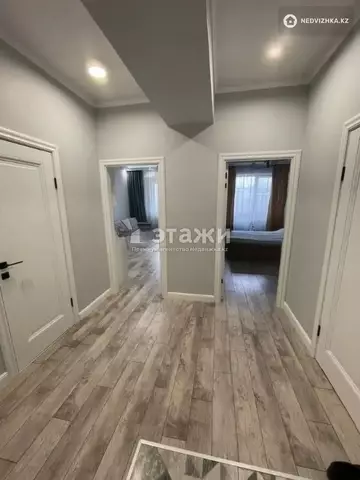 57 м², 2-комнатная квартира, этаж 2 из 12, 57 м², изображение - 2
