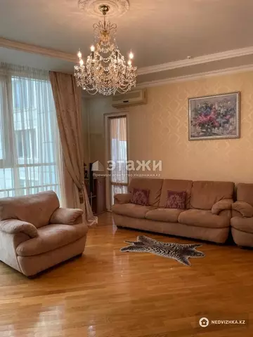 2-комнатная квартира, этаж 12 из 20, 75 м², на длительный срок