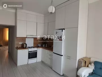 2-комнатная квартира, этаж 8 из 10, 38 м²