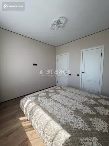 2-комнатная квартира, этаж 9 из 9, 45 м²