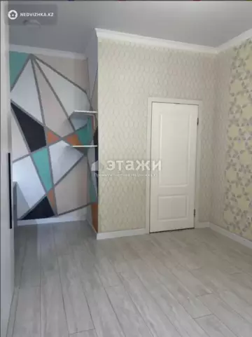 2-комнатная квартира, этаж 4 из 9, 57 м²