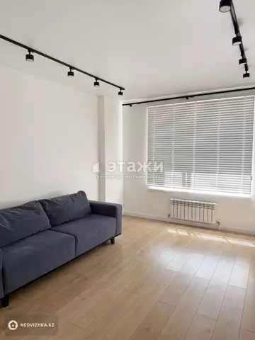 60 м², 2-комнатная квартира, этаж 2 из 9, 60 м², изображение - 3