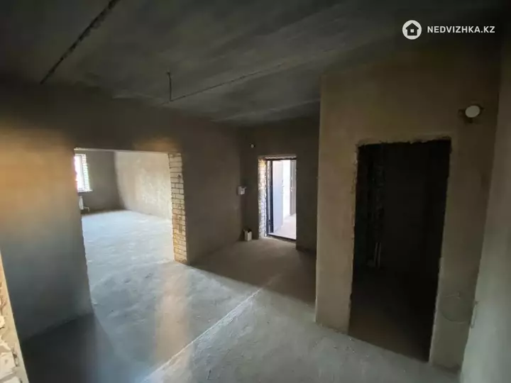 150 м², 2-комнатная квартира, этаж 4 из 5, 150 м², изображение - 1