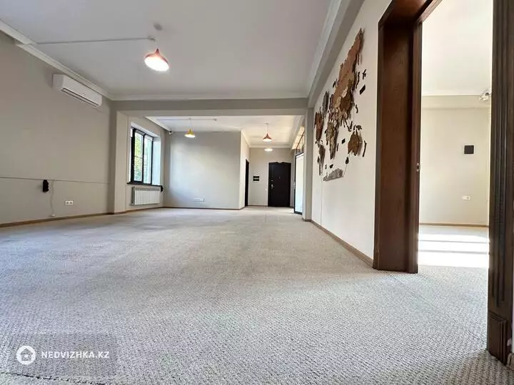 150 м², Офисное помещение, этаж 1 из 3, в коттедже, 150 м², изображение - 1