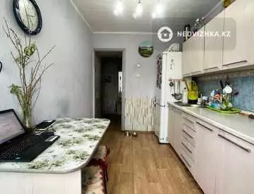 4-комнатная квартира, этаж 4 из 9, 86 м²
