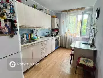 4-комнатная квартира, этаж 4 из 9, 86 м²