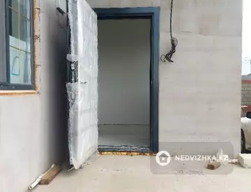 4-комнатная часть дома, 12 соток, 220 м²