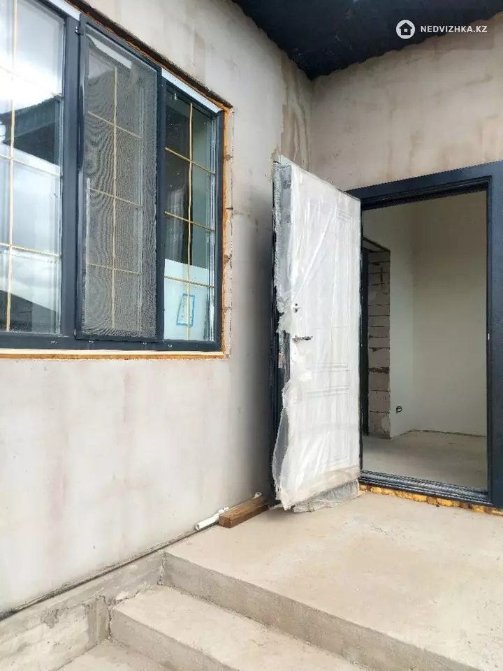 220 м², 4-комнатная часть дома, 12 соток, 220 м², изображение - 1
