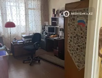 2-комнатная квартира, этаж 4 из 4, 46 м²
