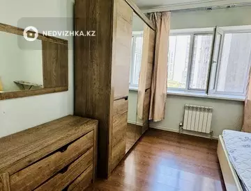 3-комнатная квартира, этаж 3 из 12, 71 м²