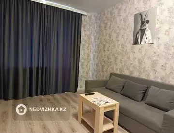 2-комнатная квартира, этаж 5 из 6, 60 м², посуточно