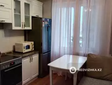 1-комнатная квартира, этаж 6 из 24, 43 м²